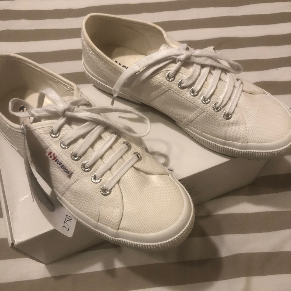 Superga white canvas sneaker